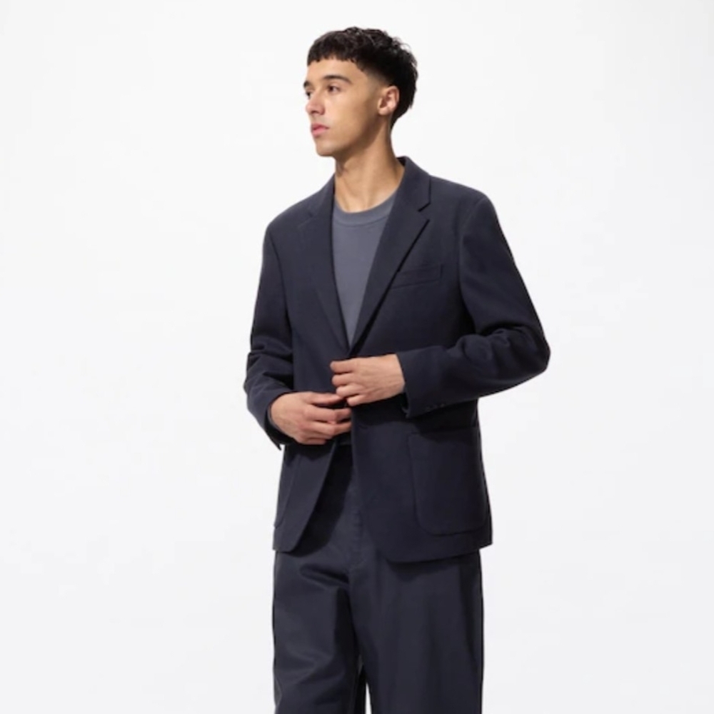 Uniqlo Men's Dark Blue Blazer
